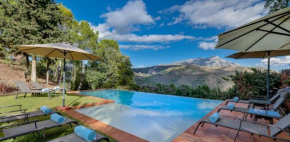 Paradisiacal Villa in Benahavís with Jacuzzi and Private Pool, Benahavis